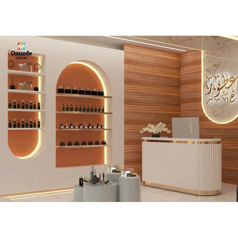 Kiosque de parfums de luxe sur - Perfume Fragrance Details avis et prix
